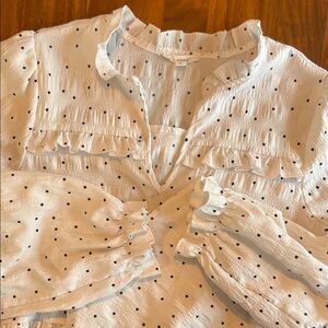 Blu Pepper Polka dot White Ruffle Tiered V-Neck Long Sleeve Flowy Texture Blouse